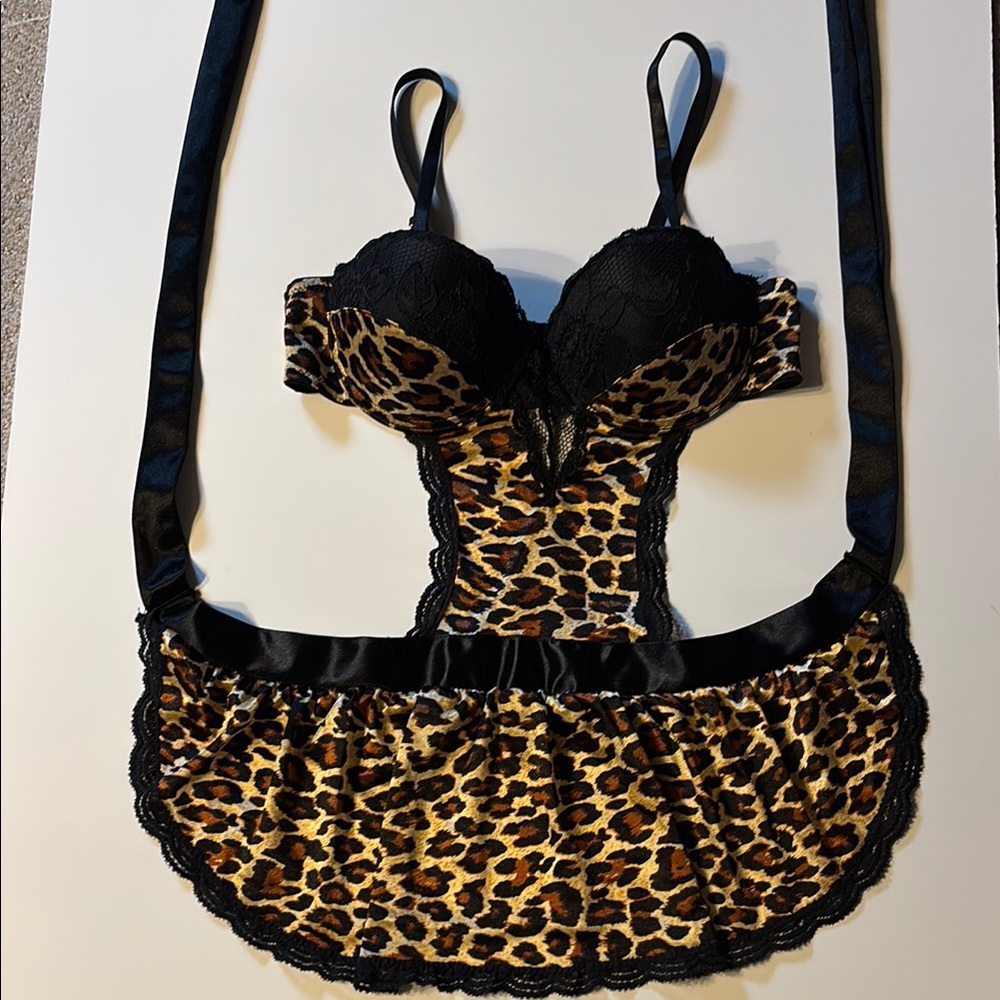 Leopard Print Lace Trim Bra with Cutout Details
